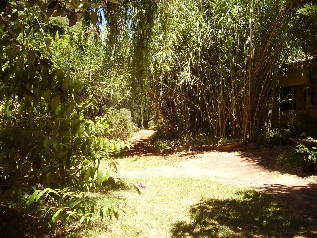 Black Cockatoo Lodge Nannup Exterior photo